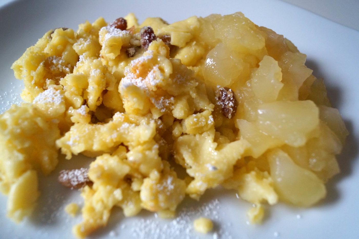 Kaiserschmarrn mit Apfelkompott – Kochbuch der Lebenshilfe Heinsberg